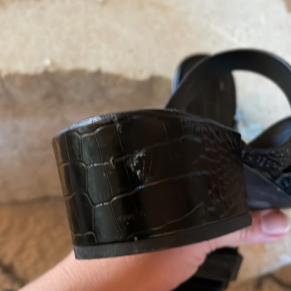 FREDA SALVADOR Ingrid Block Heel Strappy Sandal - Picture 8 of 8